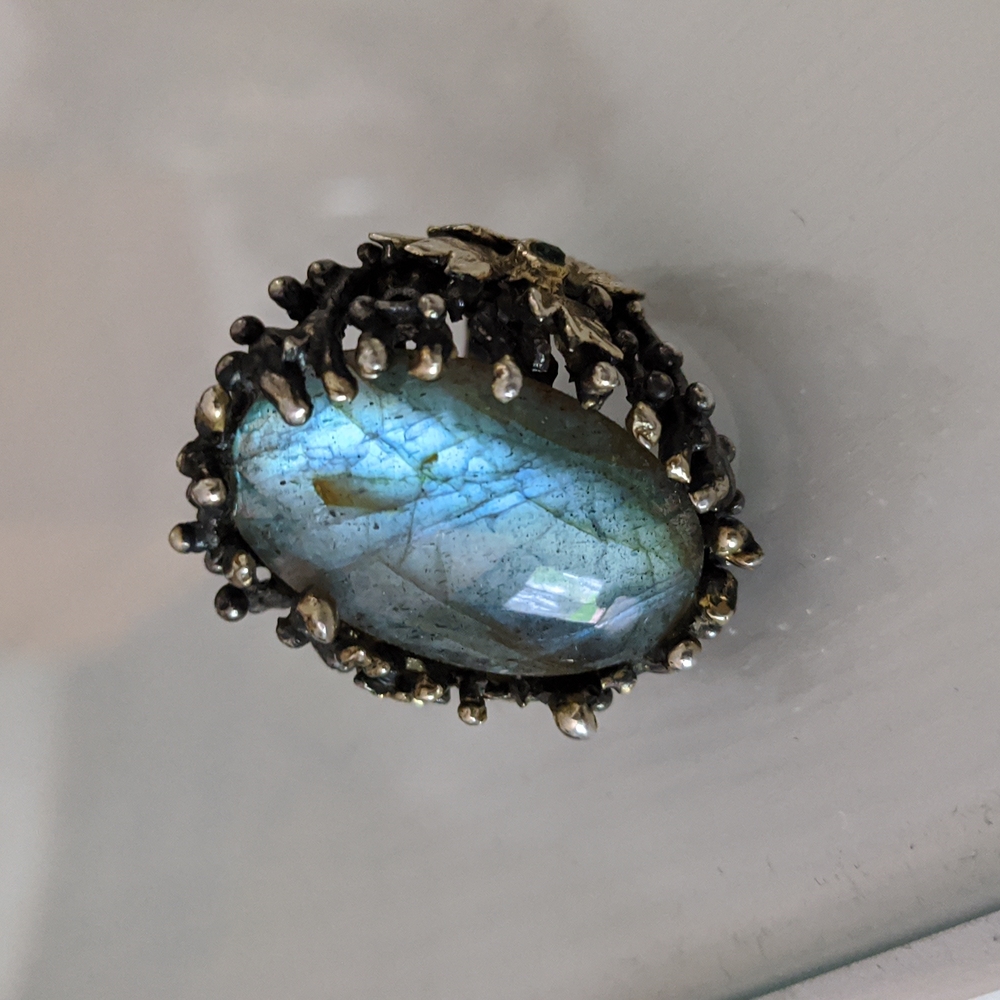 Artisan ring, size 7, silver platted, stone Labradorite, size apx.  3x2 cm